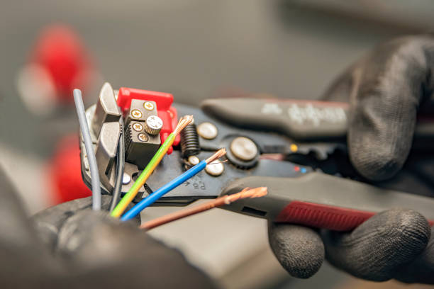 Best Electric Panel Repair  in Maryville, MO